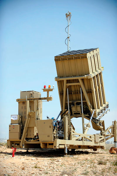 Bateria de mísseis do sistema Cúpula de Ferro: alta tecnologia contra foguetes caseiros (Foto:Força de Defesa de Israel)