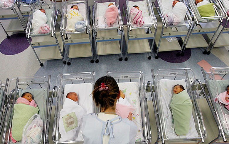 IBGE: de 4,1 filhos por mulher em 1980, taxa de natalidade irá a 1,5 em  2030 - Rede Brasil Atual