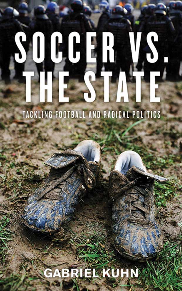 Livro Soccer vs State (Divulgação)