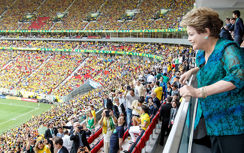 Dilma é vaiada na abertura da Copa do Mundo, em São Paulo