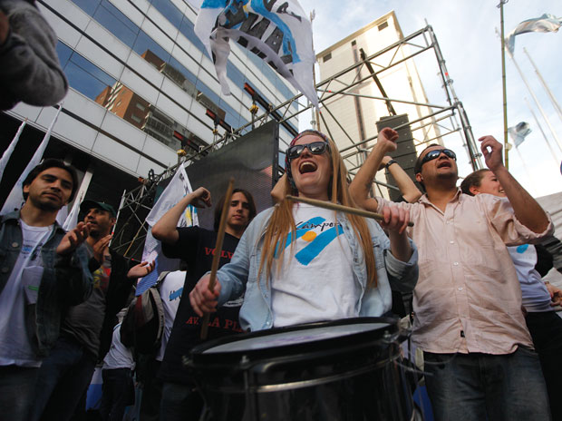 Organização La Cámpora atraiu jovens desiludidos com a política (©Pablo Busti)