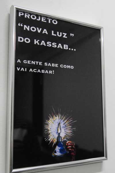 Cartaz critica Nova Luz
