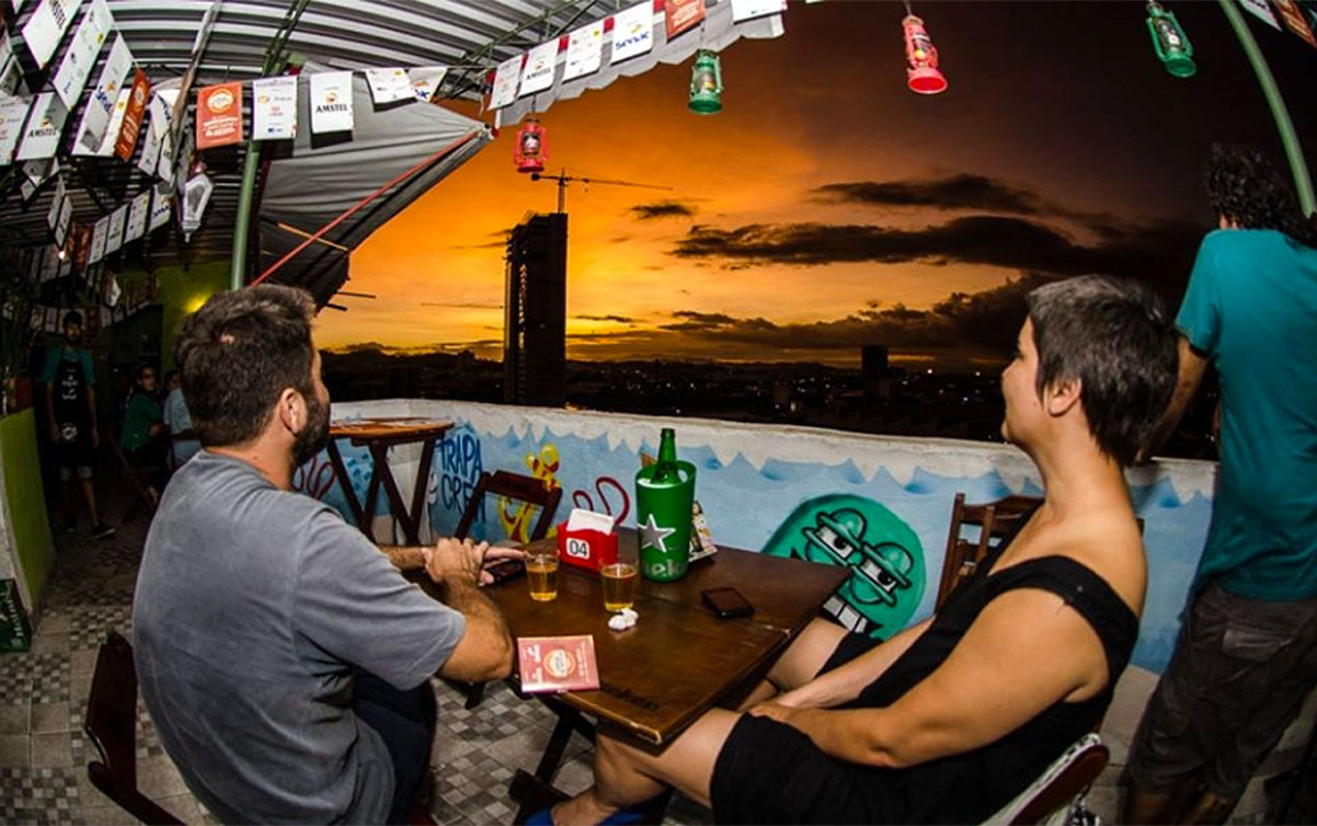 Guia de bares do Rio de Janeiro onde se bebe com democracia e respeito
