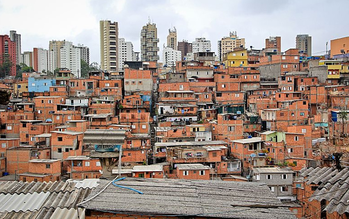 Brasil já tem praticamente uma linha de telefone celular por habitante -  Rede Brasil Atual
