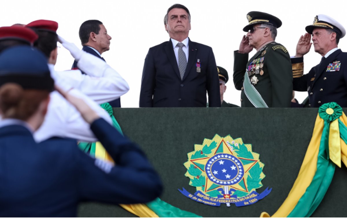 Bolsonaro: o cavalo de Troia que pode deixar os militares a pé